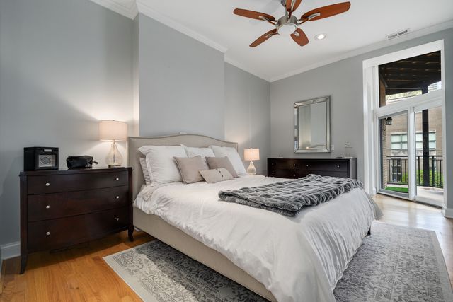 875 N La Salle Drive 2S, Chicago, IL 60610