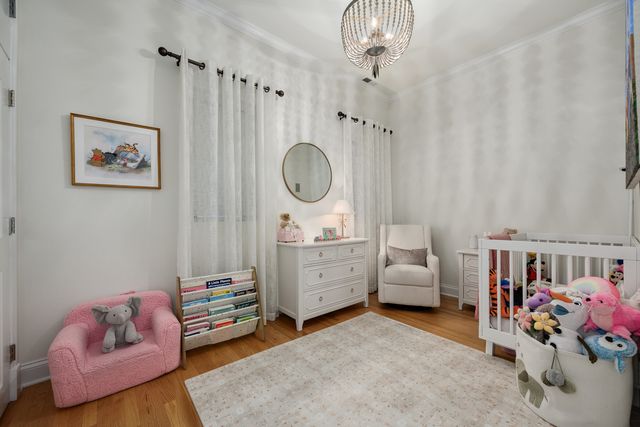 875 N La Salle Drive 2S, Chicago, IL 60610