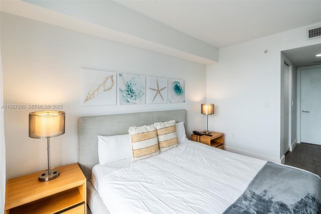 2602 E Hallandale Beach Blvd R809, Hallandale Beach, FL 33009