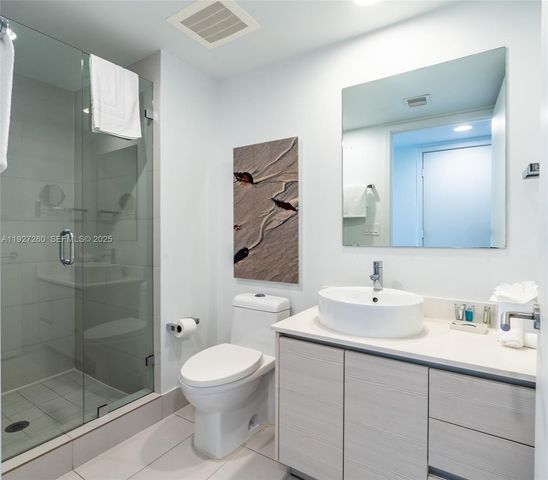 2602 E Hallandale Beach Blvd R809, Hallandale Beach, FL 33009