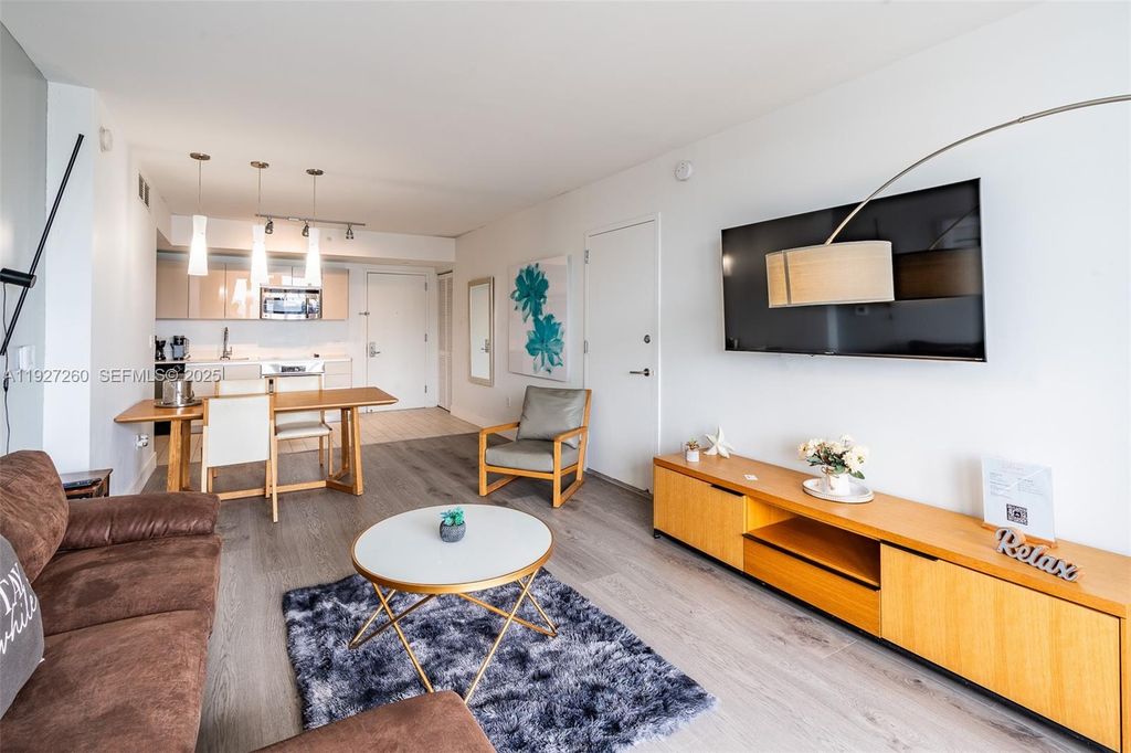 2602 E Hallandale Beach Blvd R809, Hallandale Beach, FL 33009