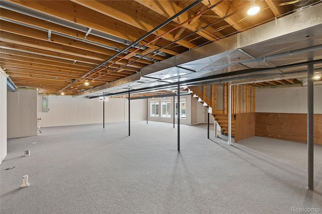 966 Majestic Drive, Rochester Hills, MI 48306