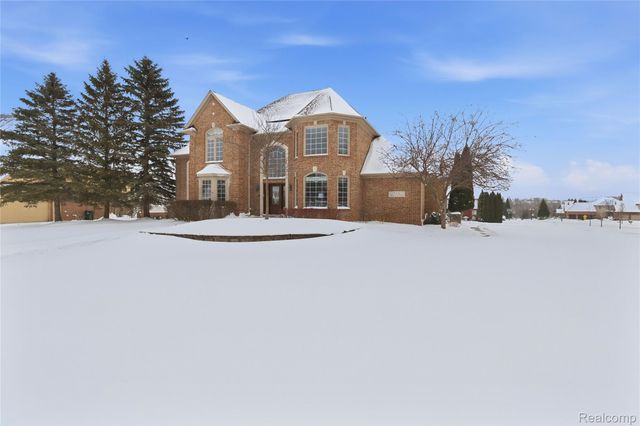 966 Majestic Drive, Rochester Hills, MI 48306