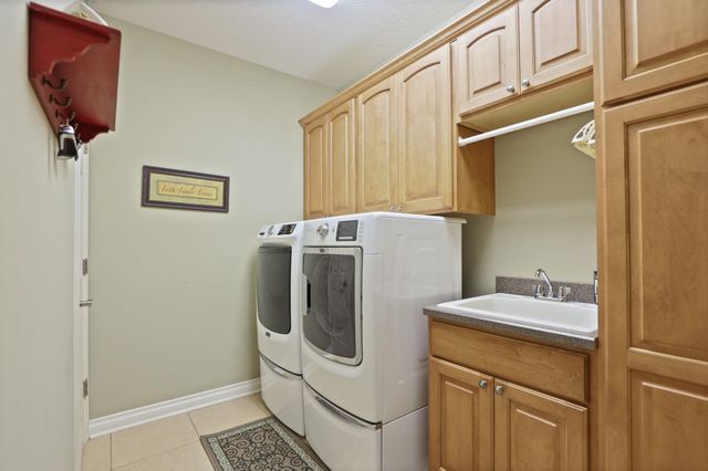 168 Kingsbrook Drive, Frankenmuth, MI 48734