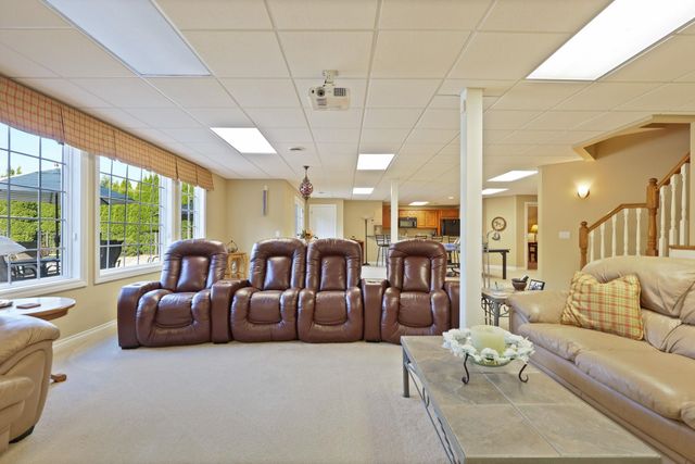 168 Kingsbrook Drive, Frankenmuth, MI 48734