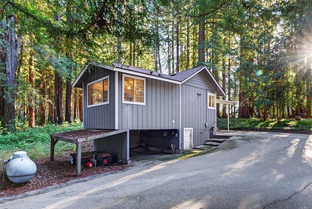 8472 Empire Grade, Santa Cruz, CA 95060