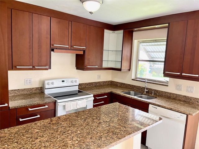 1411 NW 79TH Way, Pembroke Pines, FL 33024