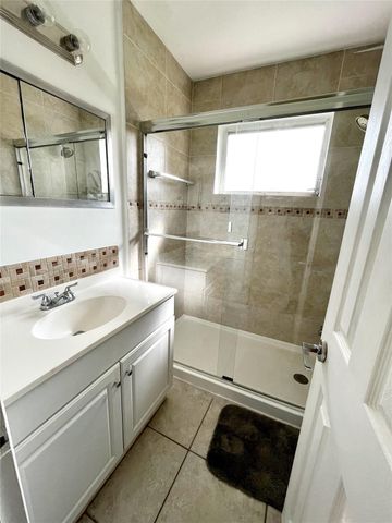 1411 NW 79TH Way, Pembroke Pines, FL 33024