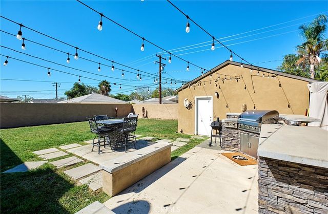 901 N 10th, Upland, CA 91786