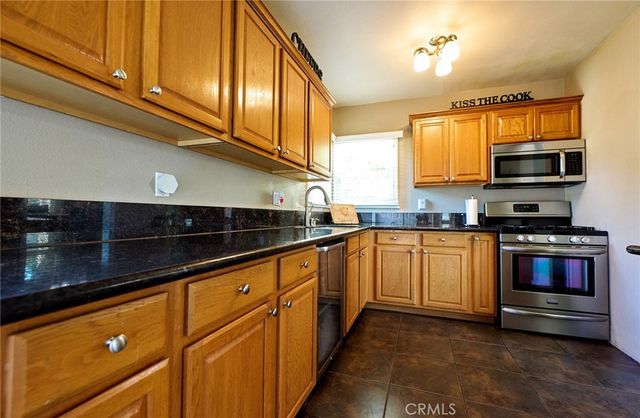 901 N 10th, Upland, CA 91786