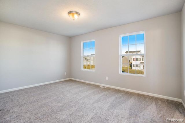 508 Emerald Glen Drive, Manchester Village, MI 48158