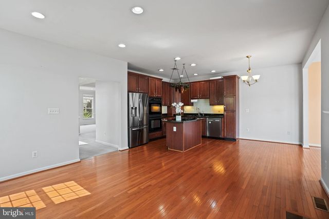 22585 WELBORNE MANOR SQ, Ashburn, VA 20148