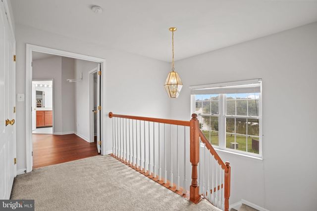 22585 WELBORNE MANOR SQ, Ashburn, VA 20148