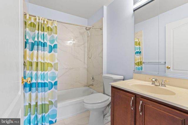 22585 WELBORNE MANOR SQ, Ashburn, VA 20148