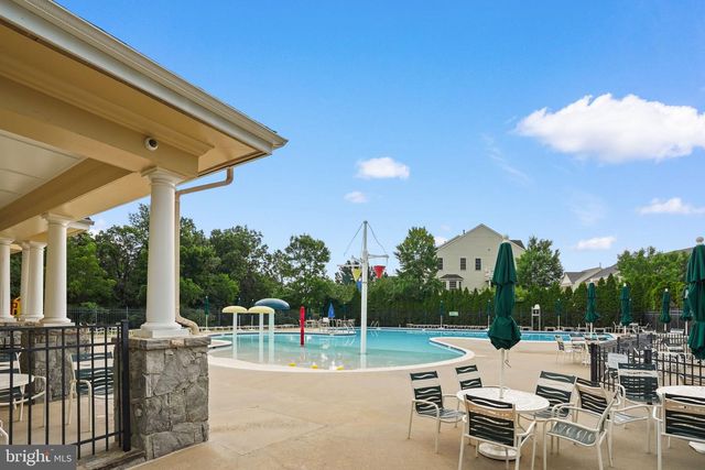 22585 WELBORNE MANOR SQ, Ashburn, VA 20148