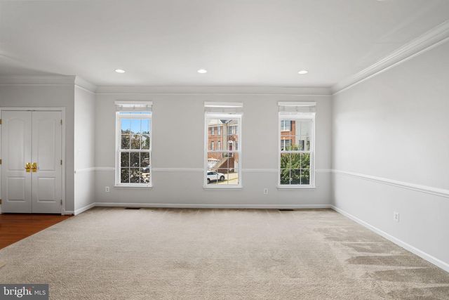 22585 WELBORNE MANOR SQ, Ashburn, VA 20148