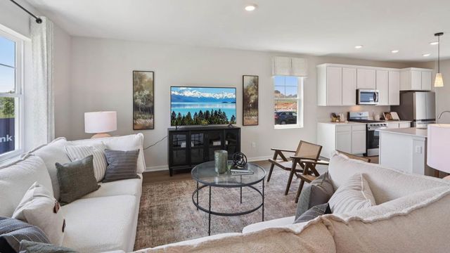 557 Trysil Aly N, Stoughton, WI 53589