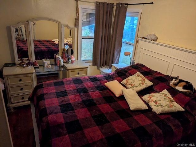 132 8th Street, Brentwood, NY 11717