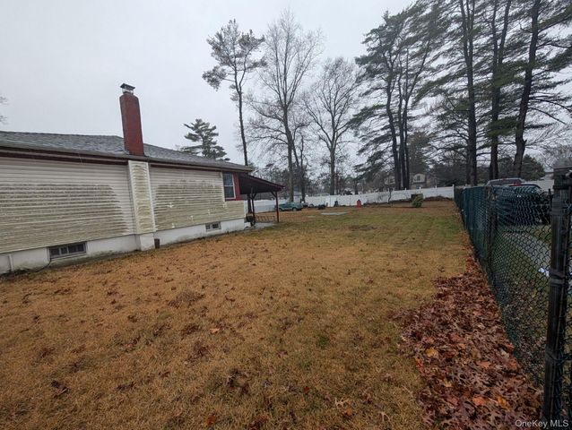 132 8th Street, Brentwood, NY 11717