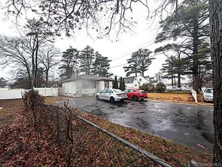 132 8th Street, Brentwood, NY 11717