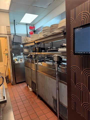 3519 Ditmars Boulevard, Astoria, NY 11105