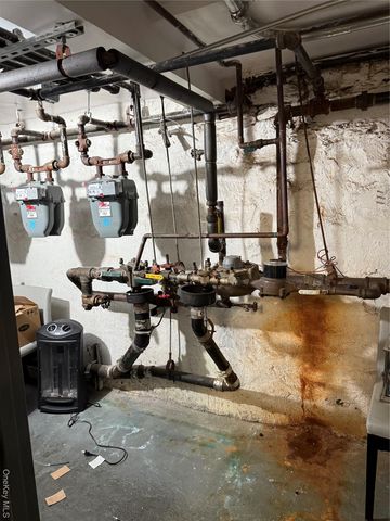 3519 Ditmars Boulevard, Astoria, NY 11105