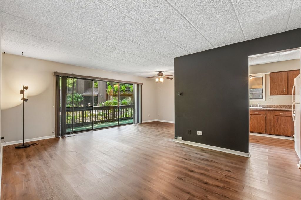 9555 Southwest Highway 1S, Oak Lawn, IL 60453 — photo 2
