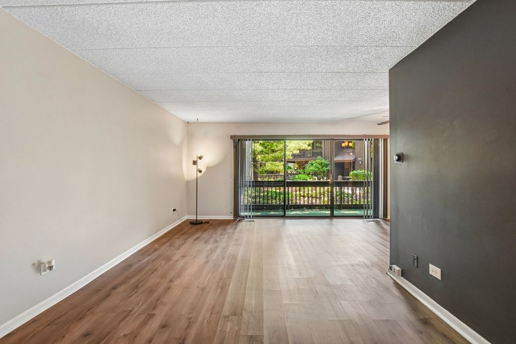 9555 Southwest Highway 1S, Oak Lawn, IL 60453 — photo 3