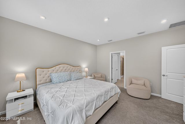 290 SPRUCE HILL Point, St. Johns, FL 32259