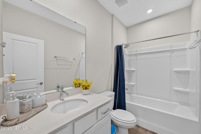 290 SPRUCE HILL Point, St. Johns, FL 32259