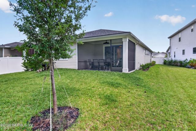 290 SPRUCE HILL Point, St. Johns, FL 32259