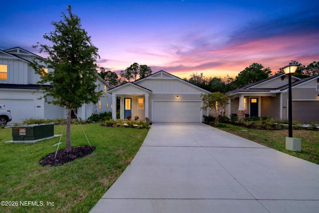 290 SPRUCE HILL Point, St. Johns, FL 32259
