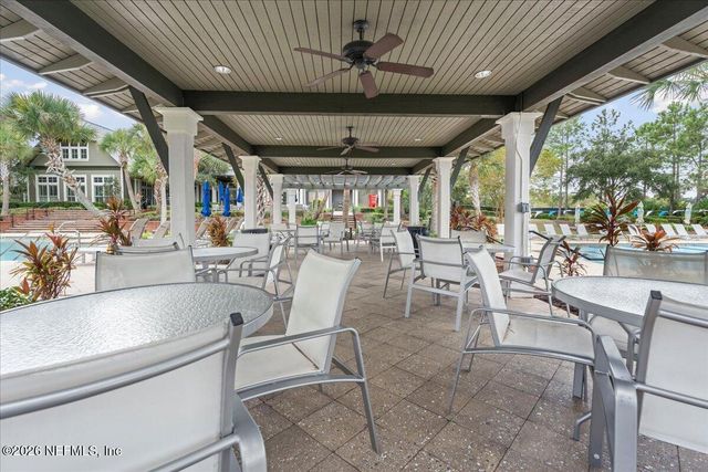 290 SPRUCE HILL Point, St. Johns, FL 32259