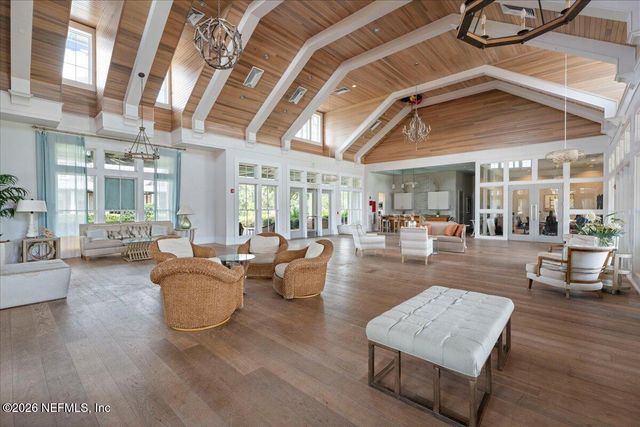 290 SPRUCE HILL Point, St. Johns, FL 32259