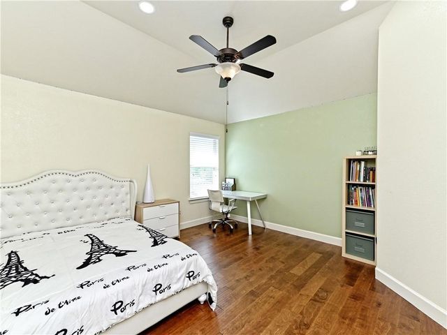 332 Quartz DR, Dripping Springs, TX 78620