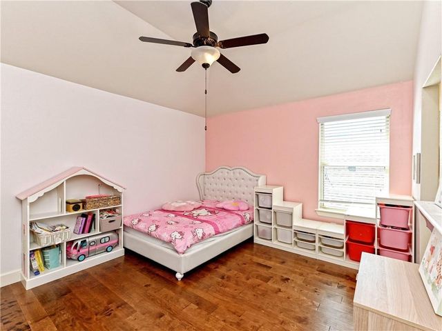 332 Quartz DR, Dripping Springs, TX 78620