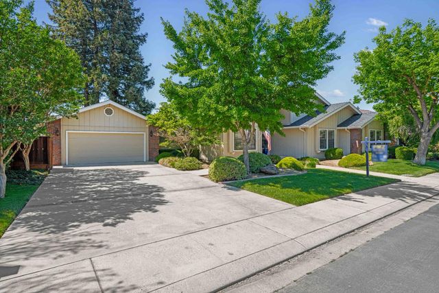 3829 Mondrian Dr, Modesto, CA 95356