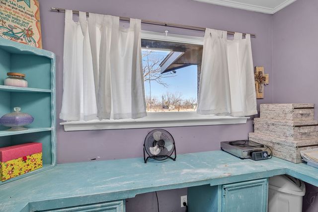 1108 Derrick Rd, Big Spring, TX 79720