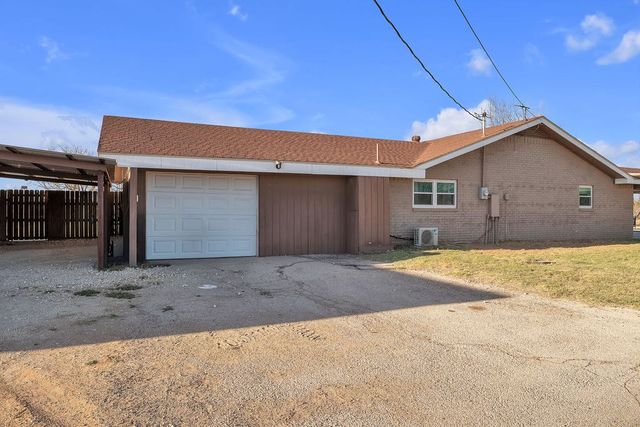 1108 Derrick Rd, Big Spring, TX 79720