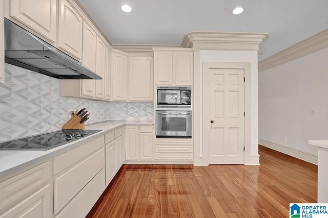 300 E STONE BROOK PLACE, Hoover, AL 35226