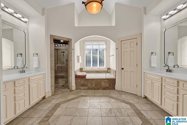300 E STONE BROOK PLACE, Hoover, AL 35226