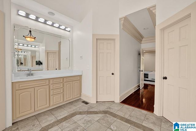 300 E STONE BROOK PLACE, Hoover, AL 35226