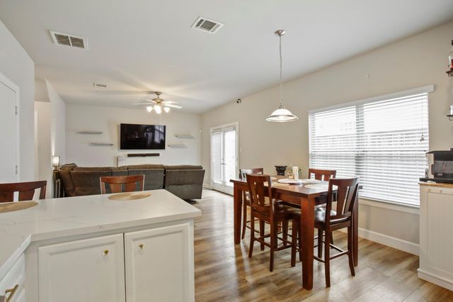 3728 Main Poplar Drive, Houston, TX 77025