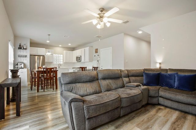 3728 Main Poplar Drive, Houston, TX 77025