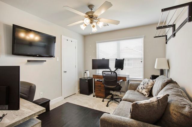 3728 Main Poplar Drive, Houston, TX 77025