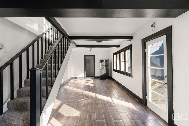 1825 Baker Street, Bakersfield, CA 93305