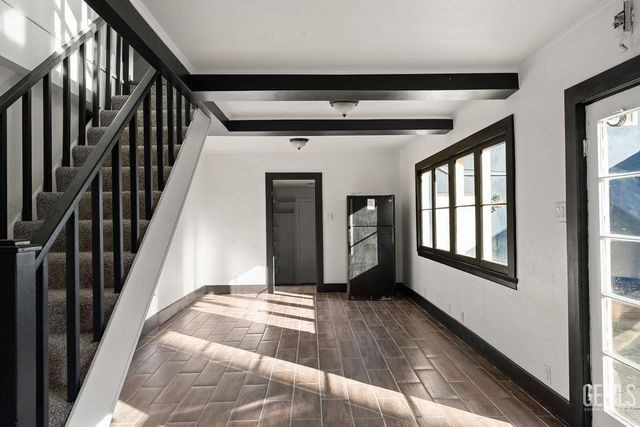 1825 Baker Street, Bakersfield, CA 93305