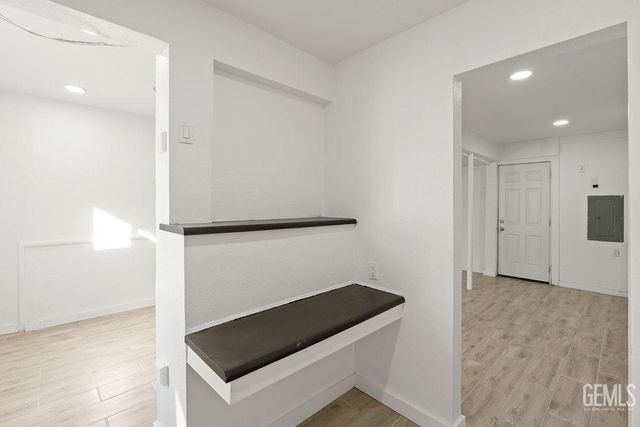 1825 Baker Street, Bakersfield, CA 93305