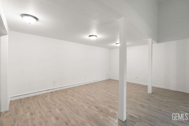 1825 Baker Street, Bakersfield, CA 93305