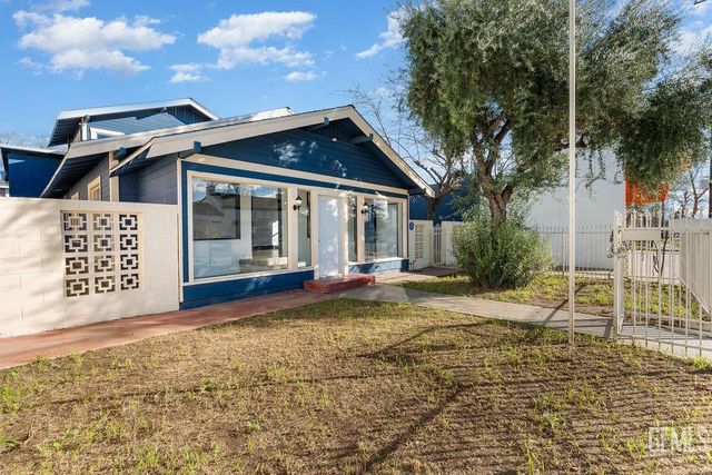 1825 Baker Street, Bakersfield, CA 93305